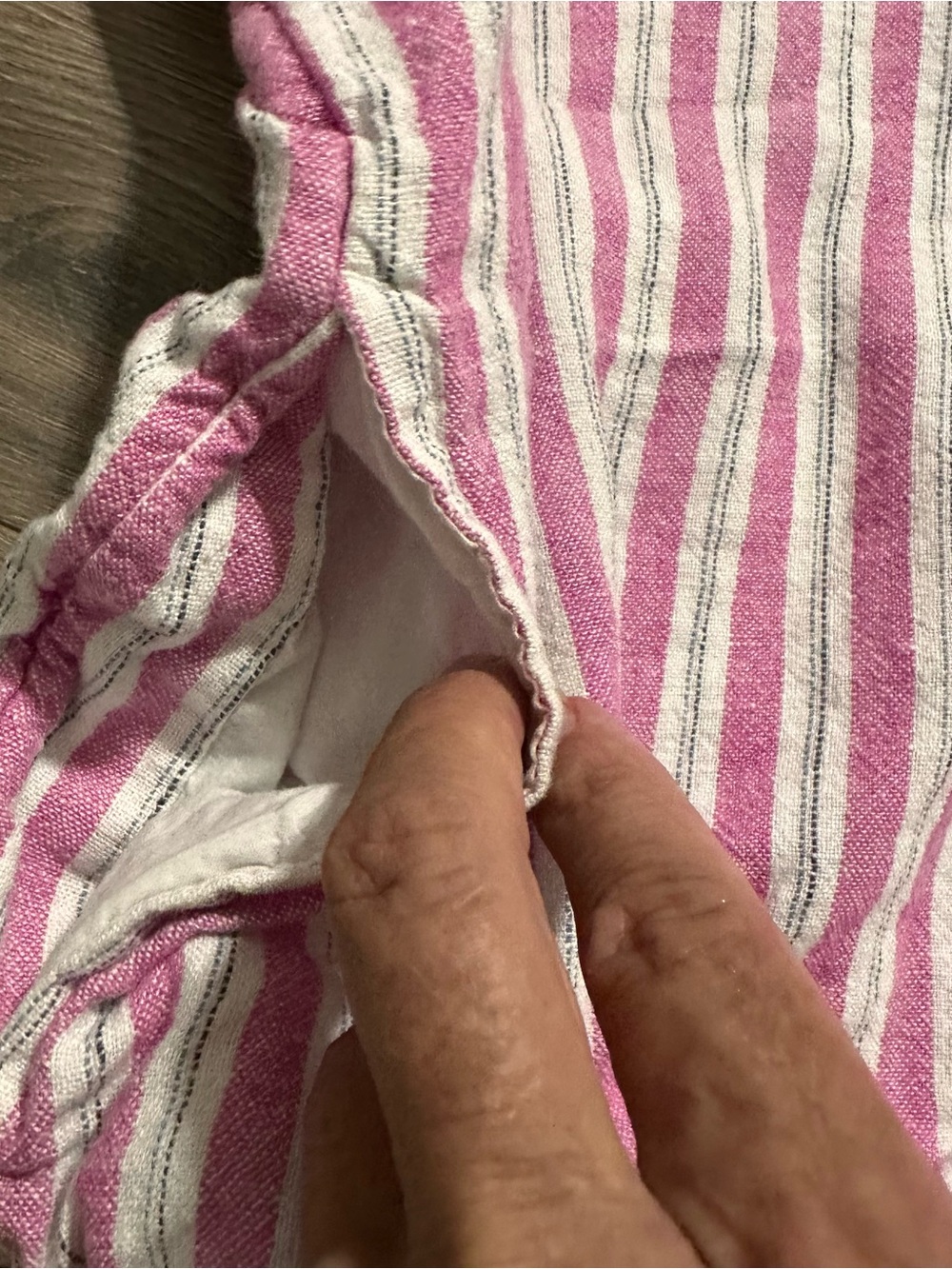 Linen Blend Shorts White and Pink Striped - Picture 2 of 4